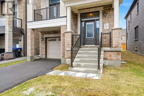 656 Newlove Street Innisfil ON L9S 0R8