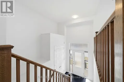 656 Newlove Street Innisfil ON L9S 0R8