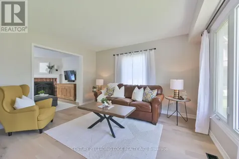 30 Mcguire Crescent Uxbridge ON L9P 1G7