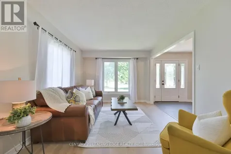 30 Mcguire Crescent Uxbridge ON L9P 1G7