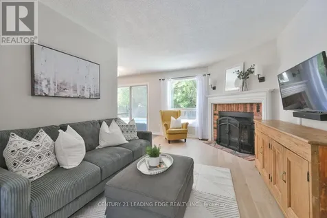 30 Mcguire Crescent Uxbridge ON L9P 1G7
