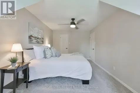 30 Mcguire Crescent Uxbridge ON L9P 1G7
