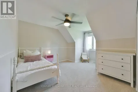 30 Mcguire Crescent Uxbridge ON L9P 1G7