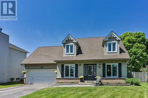 30 Mcguire Crescent Uxbridge ON L9P 1G7