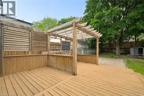 555 Wellington Street North Kitchener ON N2H 5L6