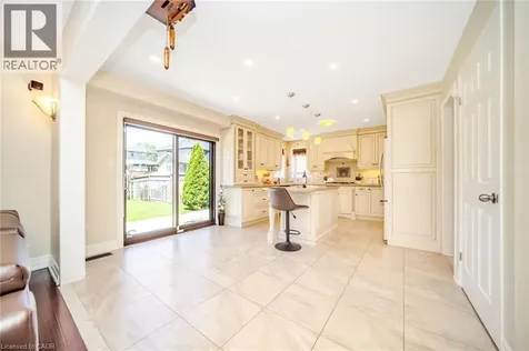 19 Sonata Avenue Hamilton ON L9C 7T9