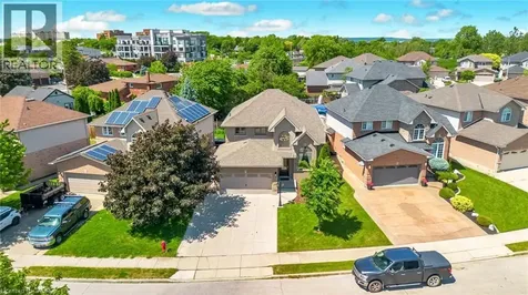 19 Sonata Avenue Hamilton ON L9C 7T9