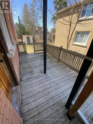 228 Woodroffe Avenue Ottawa ON K2A 3V4