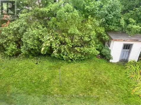 228 Woodroffe Avenue Ottawa ON K2A 3V4