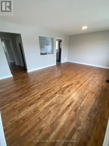 228 Woodroffe Avenue Ottawa ON K2A 3V4