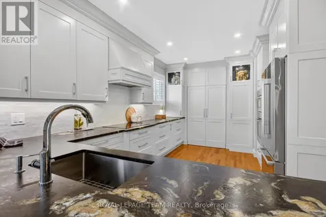 14 Samara Place Ottawa ON K2S 2B2