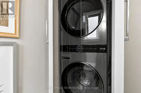 14 Samara Place Ottawa ON K2S 2B2