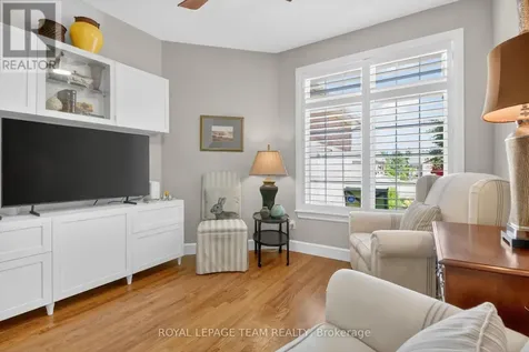 14 Samara Place Ottawa ON K2S 2B2