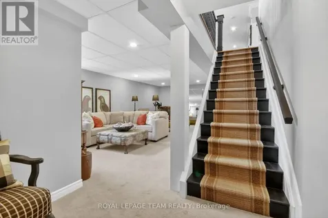 14 Samara Place Ottawa ON K2S 2B2