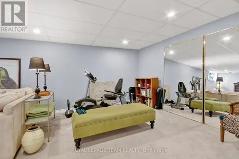 14 Samara Place Ottawa ON K2S 2B2
