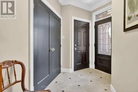 14 Samara Place Ottawa ON K2S 2B2
