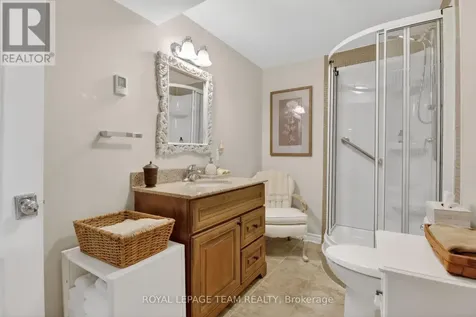 14 Samara Place Ottawa ON K2S 2B2