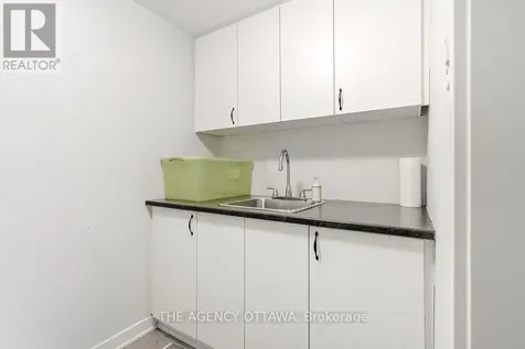 920 Nova Private Ottawa ON K2J 7B2