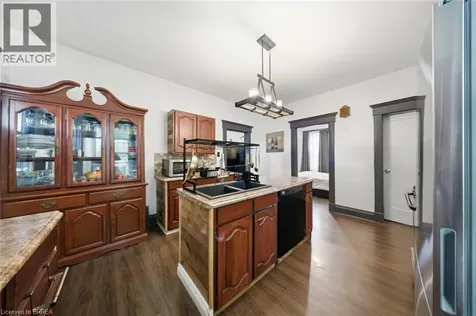 12 Brunswick Street Brantford ON N3T 1E7
