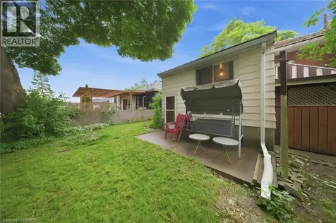 12 Brunswick Street Brantford ON N3T 1E7
