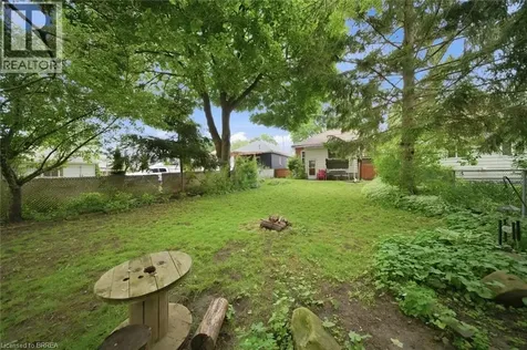 12 Brunswick Street Brantford ON N3T 1E7