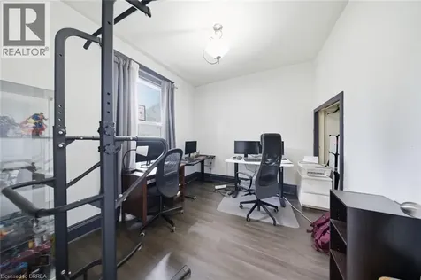 12 Brunswick Street Brantford ON N3T 1E7