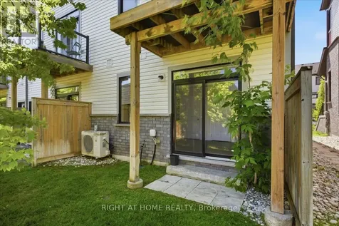 9 Bremont Way Wasaga Beach ON L9Z 2H3
