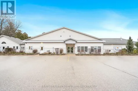 61 Pennsylvania Avenue Wasaga Beach ON L9Z 3A8