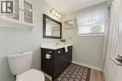 51 East Street Cambridge ON N1R 4P2