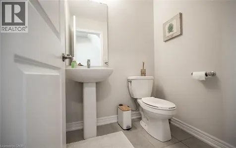 153 Hibiscus Lane Hamilton ON L8K 0A3