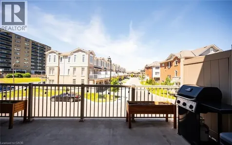 153 Hibiscus Lane Hamilton ON L8K 0A3