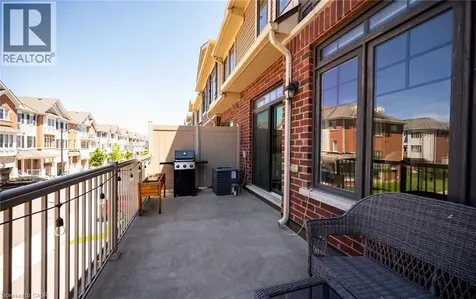 153 Hibiscus Lane Hamilton ON L8K 0A3