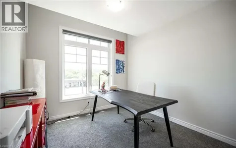 153 Hibiscus Lane Hamilton ON L8K 0A3