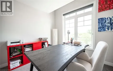 153 Hibiscus Lane Hamilton ON L8K 0A3