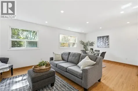 58 Onslow Court Oakville ON L6H 1J2