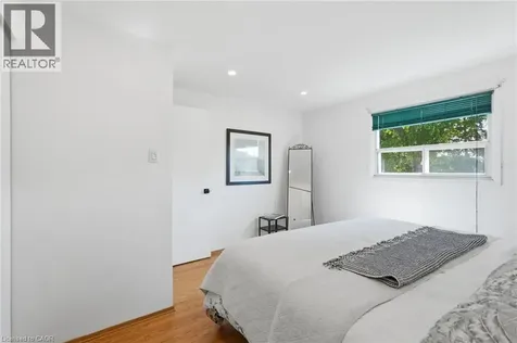 58 Onslow Court Oakville ON L6H 1J2