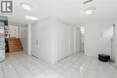58 Onslow Court Oakville ON L6H 1J2