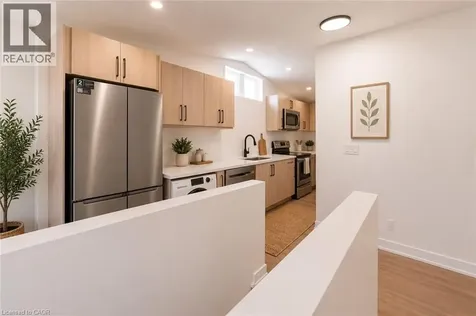 130 King Street West Dundas ON L9H 1V2