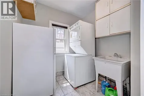147 Courtland Avenue Kitchener ON N2G 2T9