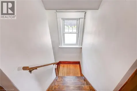 147 Courtland Avenue Kitchener ON N2G 2T9