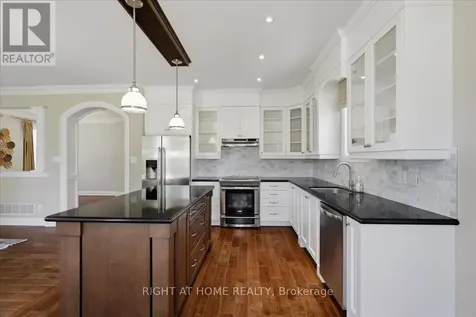 31 Christy Drive Wasaga Beach ON L9Z 1C9