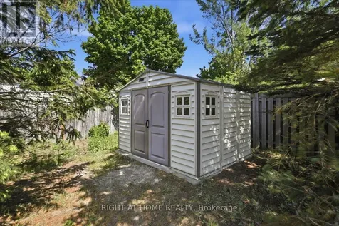 31 Christy Drive Wasaga Beach ON L9Z 1C9