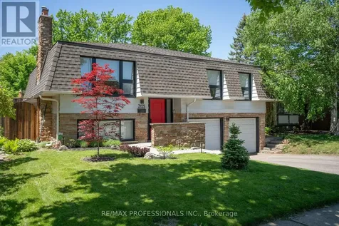 3125 Riverview Street Oakville (br Bronte) ON L6L 5J6