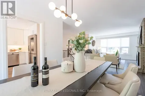 3125 Riverview Street Oakville (br Bronte) ON L6L 5J6