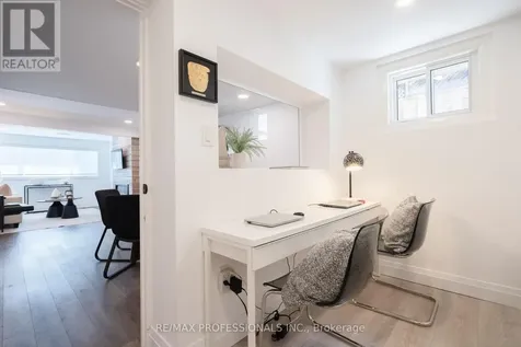 3125 Riverview Street Oakville (br Bronte) ON L6L 5J6