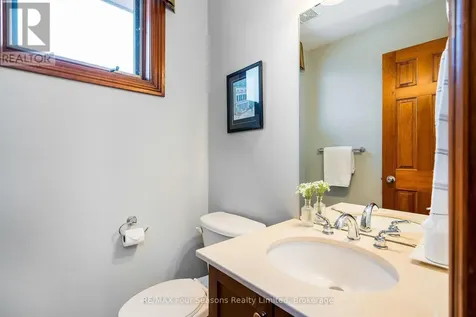 214 Blueski George Crescent Blue Mountains ON L9Y 0V5