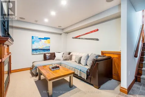 214 Blueski George Crescent Blue Mountains ON L9Y 0V5
