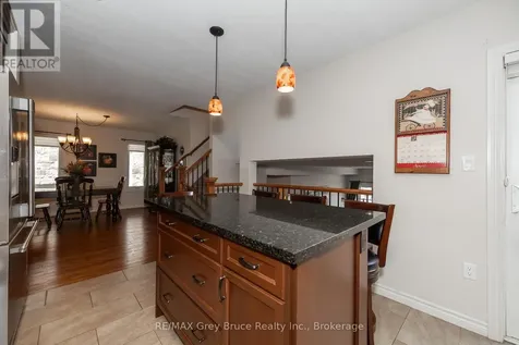 2591 7th Avenue East Owen Sound ON N4K 6V1