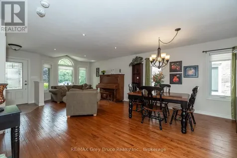 2591 7th Avenue East Owen Sound ON N4K 6V1