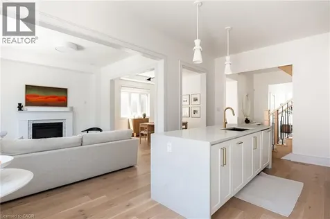 46 Hallaran Road Oakville ON L6H 0Z8